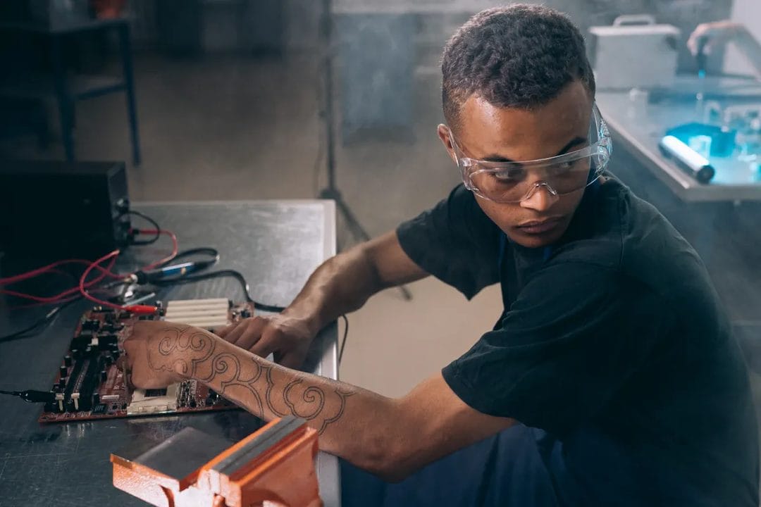 Repair café: proč se ti oprava vyplatí víc než nový nákup